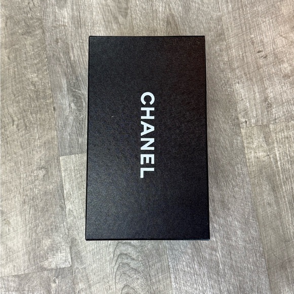 Authentic CHANEL Ballet Flats 
Size 36 1/2 - Picture 10 of 10